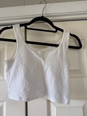 Women’s white crop top
